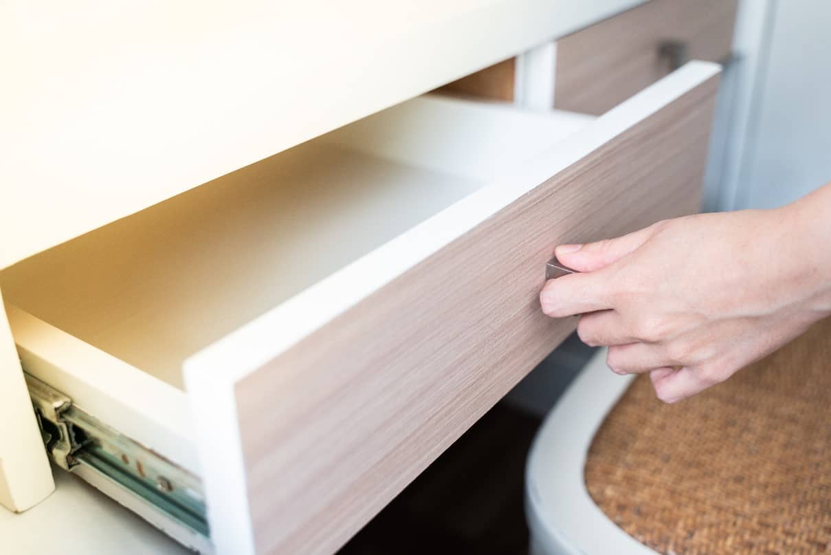 Organizing your desk drawer – proven tricks!
