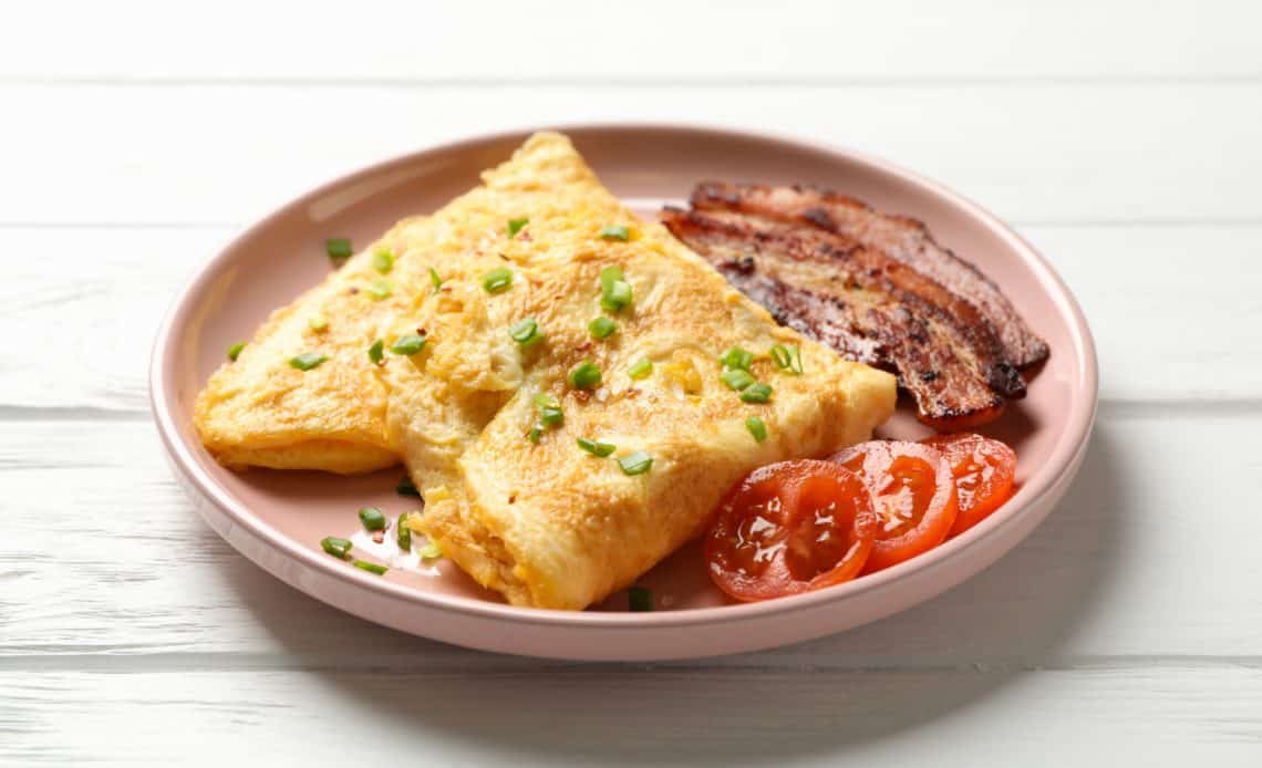 Jak zrobić omlet? Przepis i pomysły